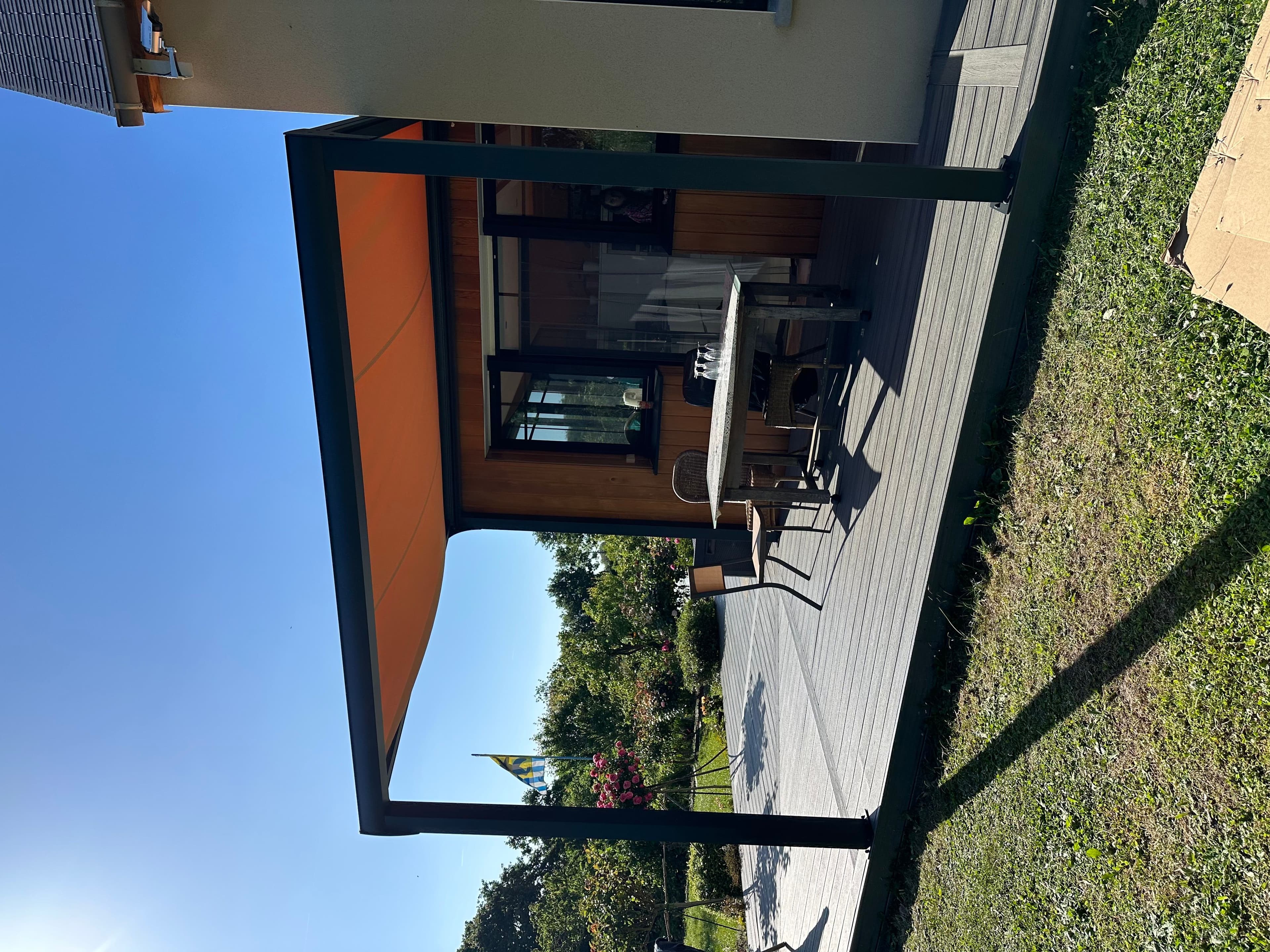 Pergola aluminium à toile rétractable