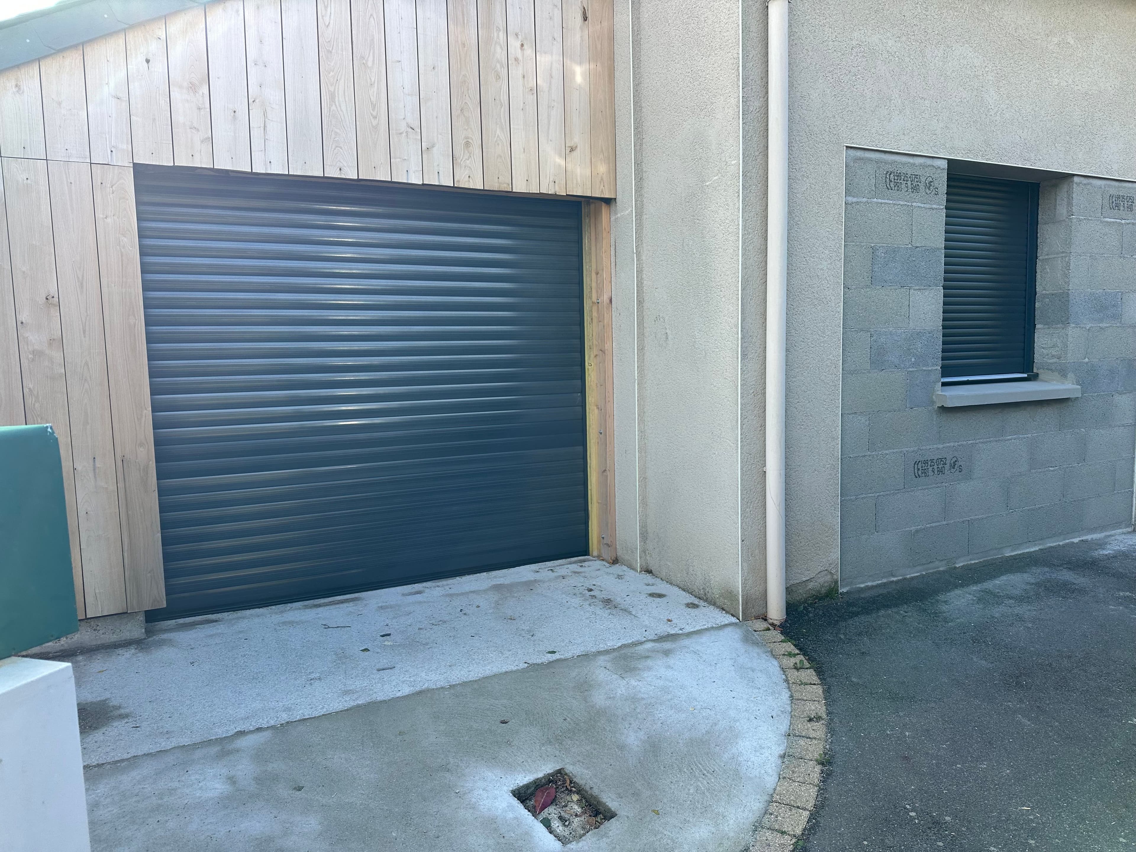 Porte de garage enroulable
