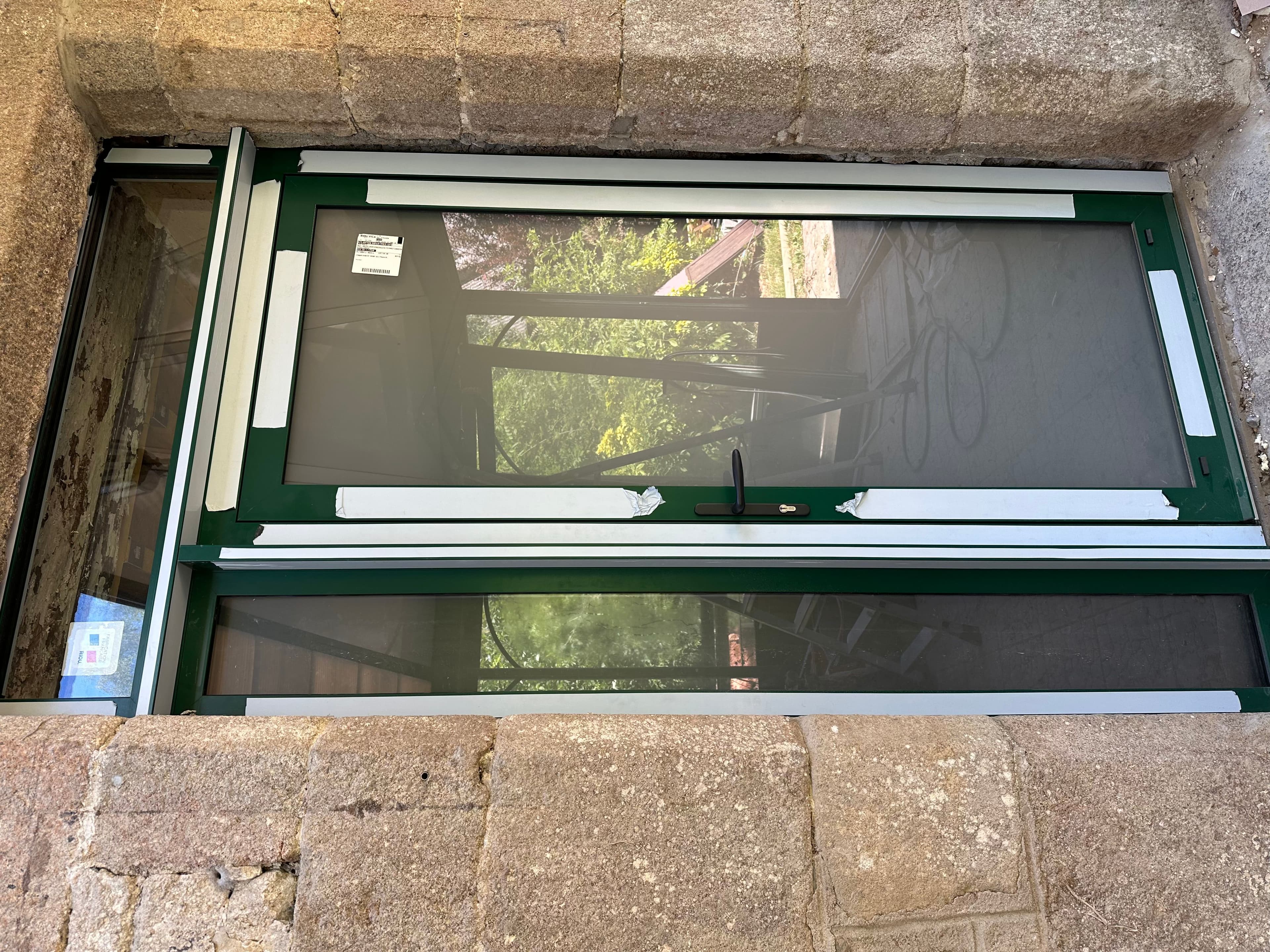 Porte d'entrée vitrée avec imposte